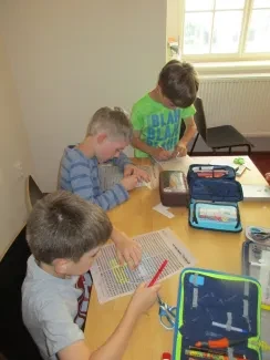 Škola v přírodě 1. A, 2. B, 4. A - Broumov (část 1)