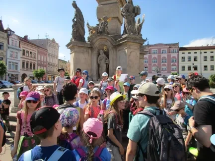 Škola v přírodě 1. A, 2. B, 4. A - Broumov (část 1)