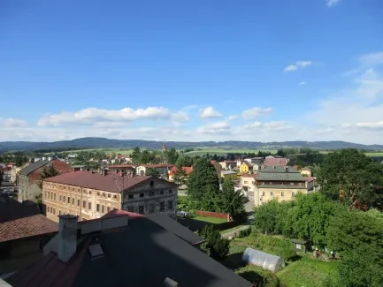 Škola v přírodě 1. A, 2. B, 4. A - Broumov (část 1)