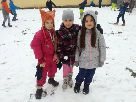 Hrátky ve sněhu v družině třeťáků
