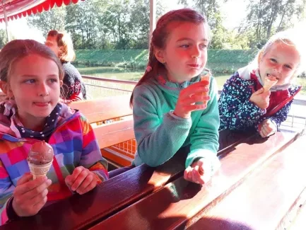 Den církevního školství_2. A a 2. B