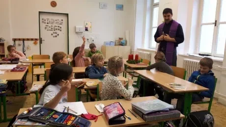 Žehnání adventního věnce_3. A a 7. B