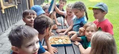 Dvoudeňák_1. A_5