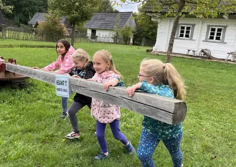 Den církevního školství_Krňovice_2. A, 2. B_1