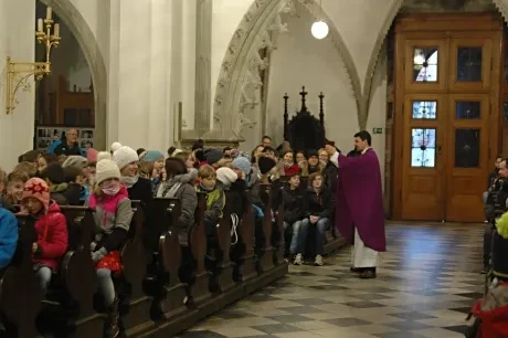 Mše svatá před Vánocemi