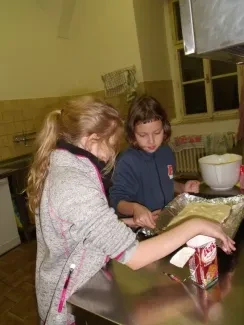 Přespávání Holka IN