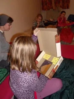 Přespávání Holka IN