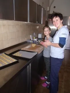 Přespávání Holka IN