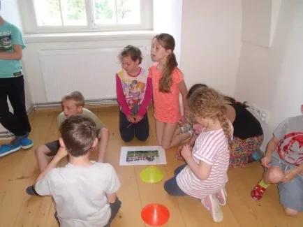 Škola v přírodě 1. A, 2. B, 4. A - Broumov (část 3)