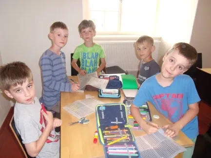 Škola v přírodě 1. A, 2. B, 4. A - Broumov (část 3)