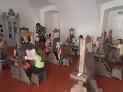 Škola v přírodě 1. A, 2. B, 4. A - Broumov (část 3)