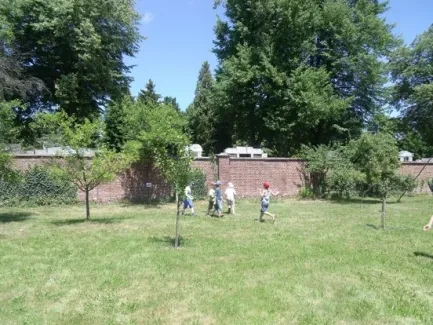 Putování s hradeckými lvy do kláštera - ŠD 1.tř.