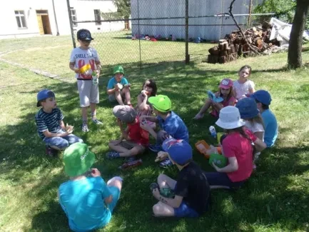 Putování s hradeckými lvy do kláštera - ŠD 1.tř.