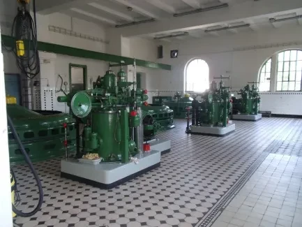 Výlet 1. A - Hučák, projížďka lodí