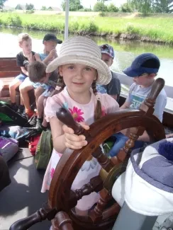 Výlet 1. A - Hučák, projížďka lodí