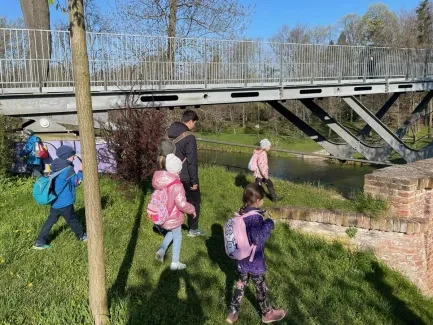 Den Země_1. A