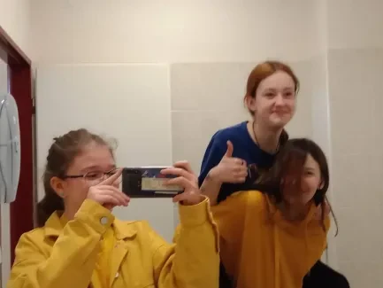 Žluto-modrý den_7.A, 7.B