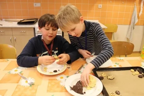 Pečení sušenek 3. A