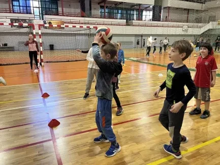Školní turnaj_vybíjená