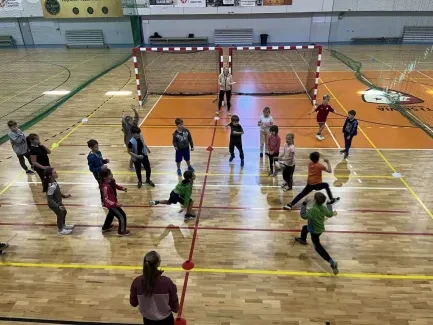 Školní turnaj_vybíjená