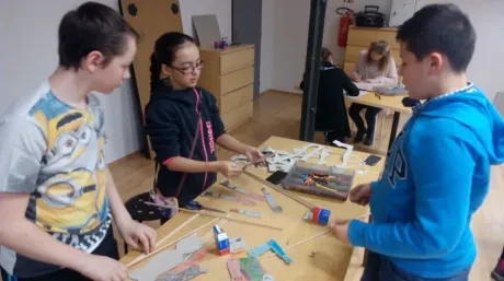 Výtvarná dílna v divadle Drak a VI. A