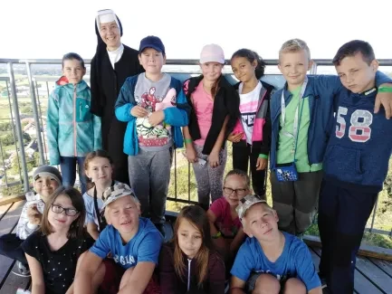 Den círk. školství_4. B_Milíř