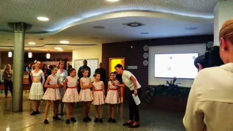 Vernisáž_OCH HK_Pomáháme seniorům_ŠD