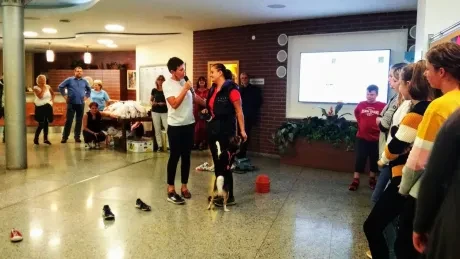 Vernisáž_OCH HK_Pomáháme seniorům_ŠD