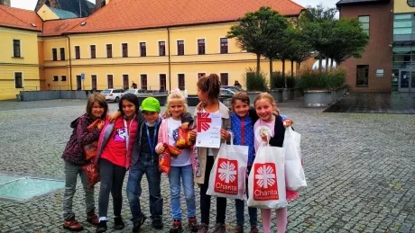 Vernisáž_OCH HK_Pomáháme seniorům_ŠD