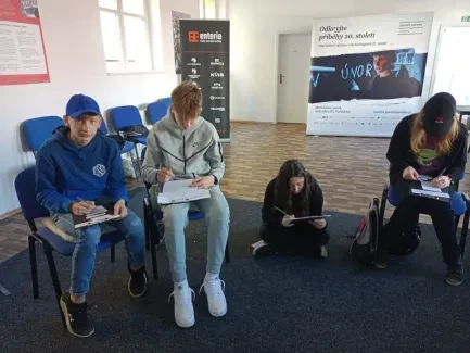 Institut Paměti národa_8. A