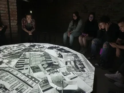 Paměť národa_9. A a 9. B_1