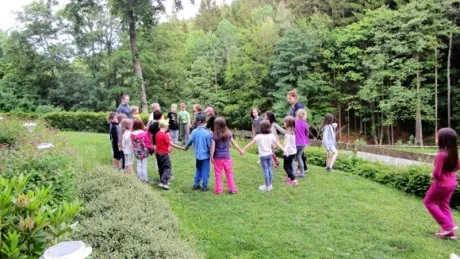 Škola v přírodě 1.B, 2.A - Janské Lázně (část 1)