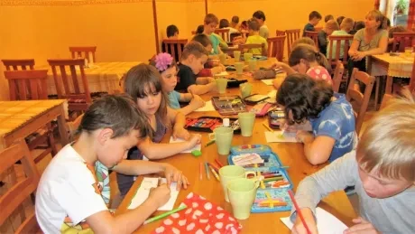 Škola v přírodě 1.B, 2.A - Janské Lázně (část 1)