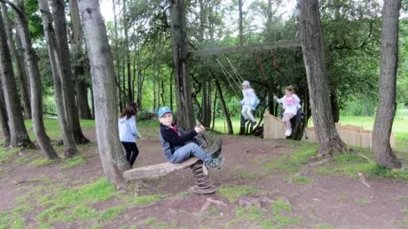 Škola v přírodě 1.B, 2.A - Janské Lázně (část 1)