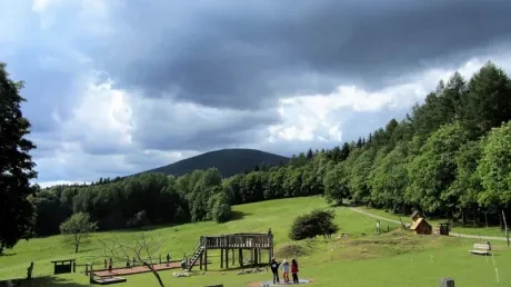 Škola v přírodě 1.B, 2.A - Janské Lázně (část 1)