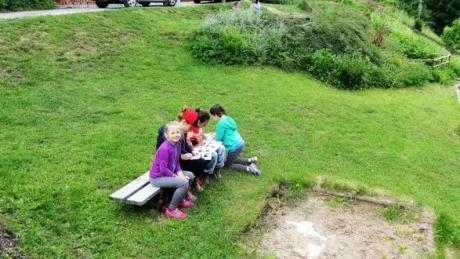 Škola v přírodě 1.B, 2.A - Janské Lázně (část 1)