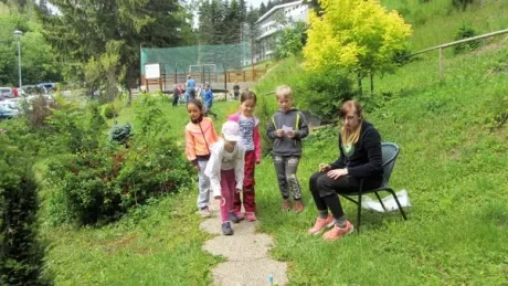 Škola v přírodě 1.B, 2.A - Janské Lázně (část 1)