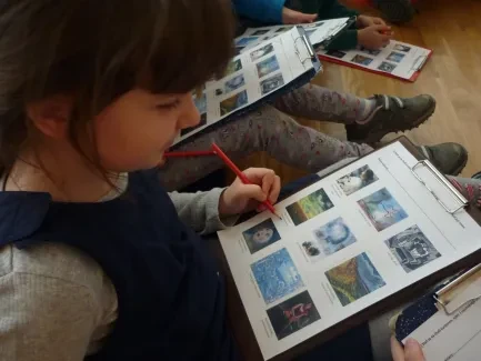 Druháci premiérově v Galerii moderního umění