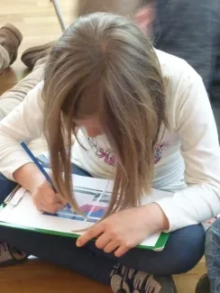 Druháci premiérově v Galerii moderního umění