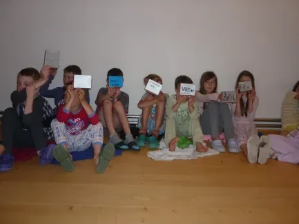 Škola v přírodě 1. A, 2. B, 4. A - Broumov (část 2)