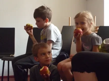 Škola v přírodě 1. A, 2. B, 4. A - Broumov (část 2)