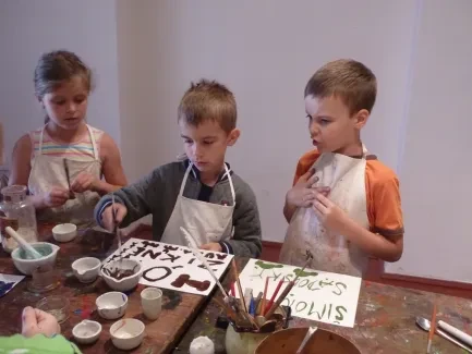 Škola v přírodě 1. A, 2. B, 4. A - Broumov (část 2)