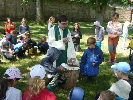 Škola v přírodě 1. A, 2. B, 4. A - Broumov (část 2)