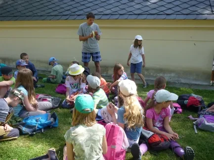 Škola v přírodě 1. A, 2. B, 4. A - Broumov (část 2)