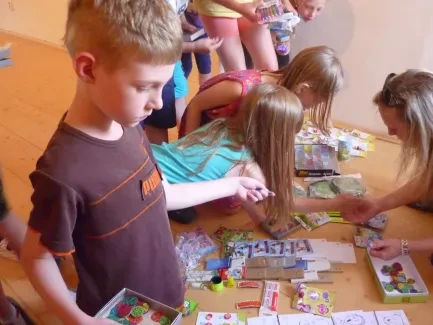 Škola v přírodě 1. A, 2. B, 4. A - Broumov (část 3)