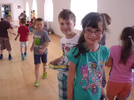 Škola v přírodě 1. A, 2. B, 4. A - Broumov (část 3)