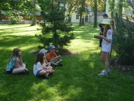 Škola v přírodě 1. A, 2. B, 4. A - Broumov (část 3)