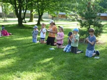 Škola v přírodě 1. A, 2. B, 4. A - Broumov (část 3)