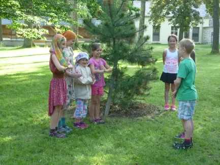 Škola v přírodě 1. A, 2. B, 4. A - Broumov (část 3)