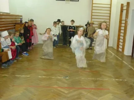 Masopust - karneval - 1. B a 2. A